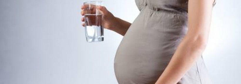Какую воду должна пить беременная женщина 